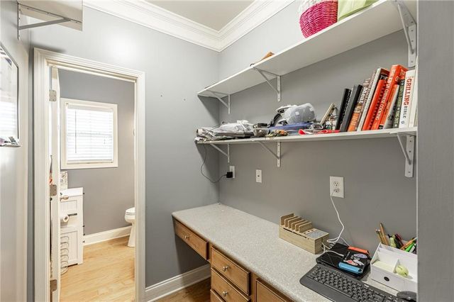 820 Sapphire Lane, Sugar Hill, GA 30518