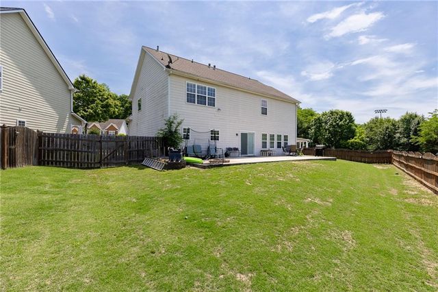 820 Sapphire Lane, Sugar Hill, GA 30518