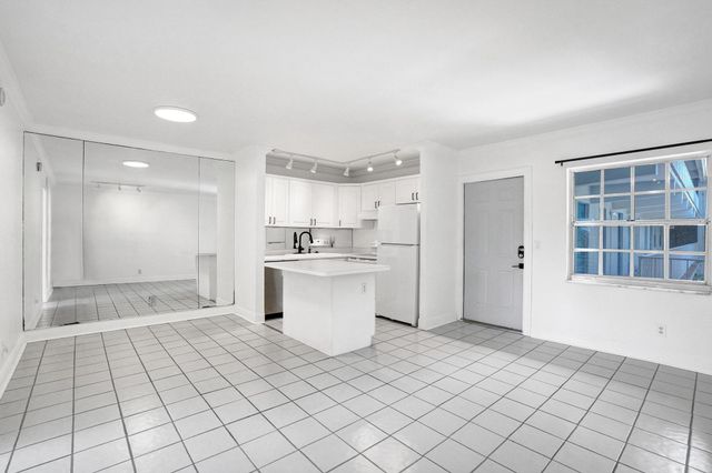 1407 NE 56TH Street 309, Fort Lauderdale, FL 33334