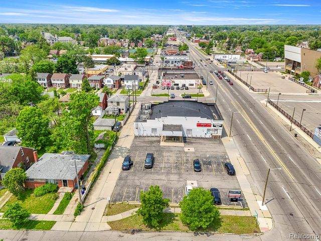 13403 W 7 Mile Road, Detroit, MI 48235