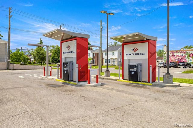 13403 W 7 Mile Road, Detroit, MI 48235