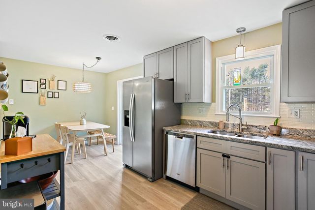 19028 GRAYSTONE RD, White Hall, MD 21161