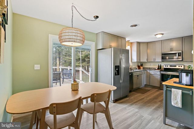 19028 GRAYSTONE RD, White Hall, MD 21161