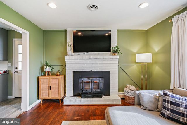 19028 GRAYSTONE RD, White Hall, MD 21161