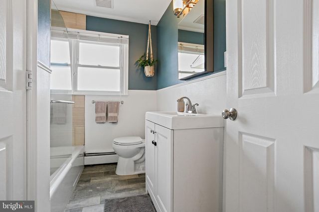 19028 GRAYSTONE RD, White Hall, MD 21161