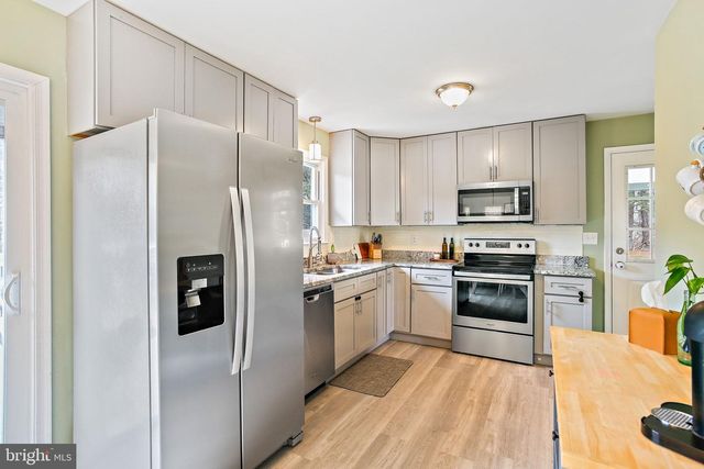 19028 GRAYSTONE RD, White Hall, MD 21161