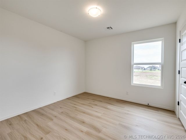 13310 N 60th East Place, Collinsville, OK 74021