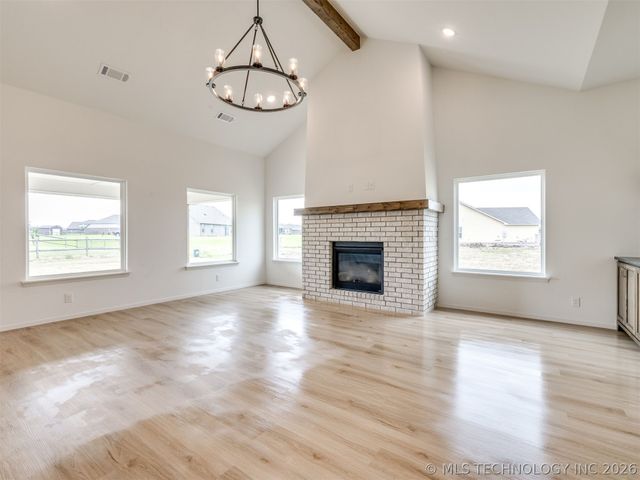 13310 N 60th East Place, Collinsville, OK 74021