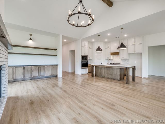 13310 N 60th East Place, Collinsville, OK 74021