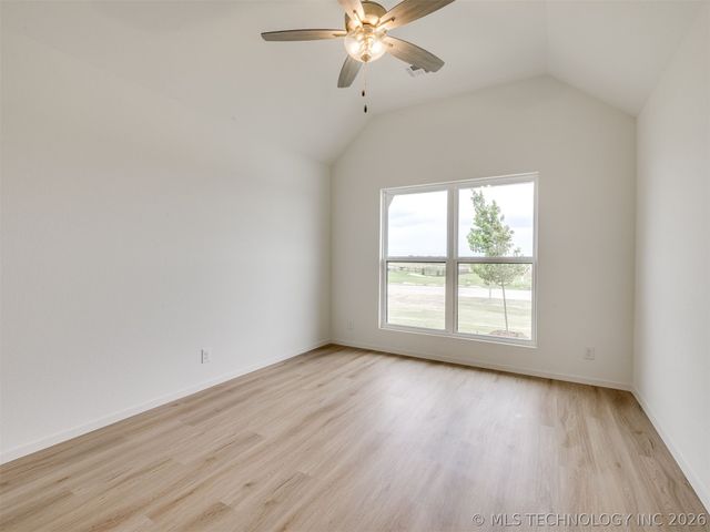 13310 N 60th East Place, Collinsville, OK 74021