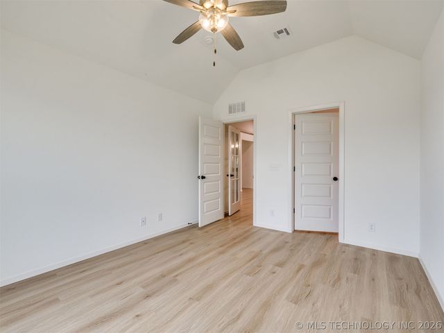 13310 N 60th East Place, Collinsville, OK 74021