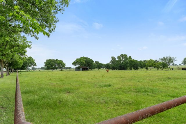 257 Bud Run, Waxahachie, TX 75165
