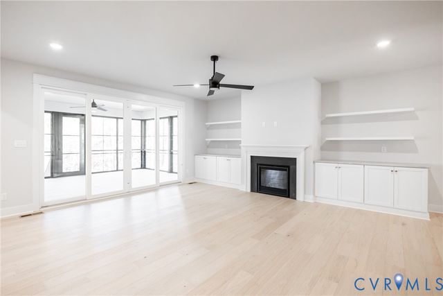 17325 Jojo Ln, Moseley, VA 23120