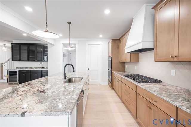 17325 Jojo Ln, Moseley, VA 23120