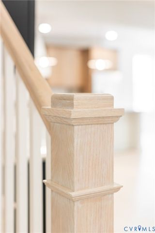 17325 Jojo Ln, Moseley, VA 23120