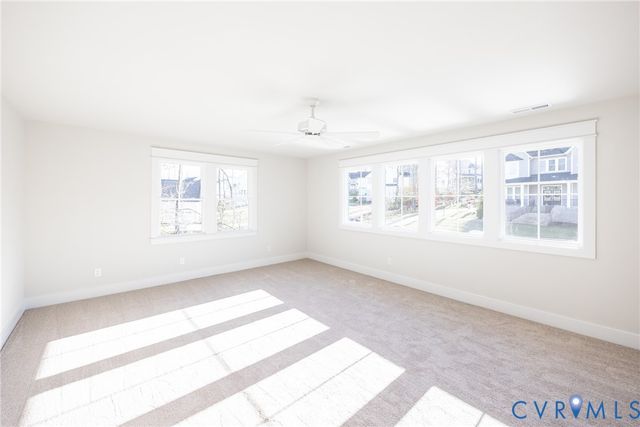 17325 Jojo Ln, Moseley, VA 23120