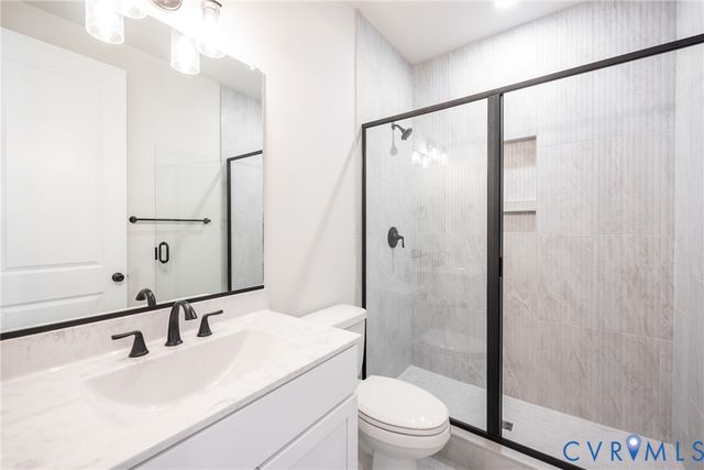 17325 Jojo Ln, Moseley, VA 23120