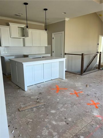 8212 Aurora Street, Lenexa, KS 66220