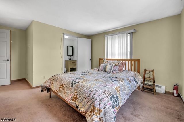 18 Ringwood Ln, West Milford Twp., NJ 07421
