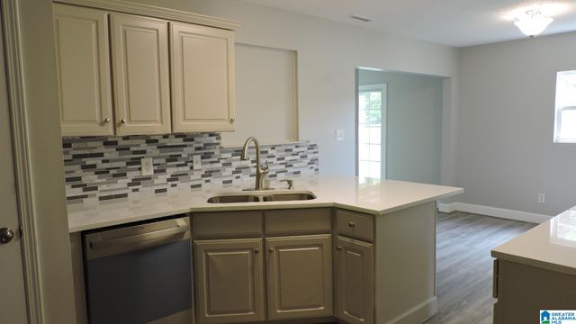 305 SUMMERCHASE DRIVE, Calera, AL 35040