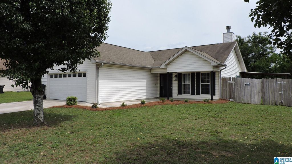 305 SUMMERCHASE DRIVE, Calera, AL 35040