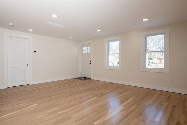 6 Allen Road, Peabody, MA 01960