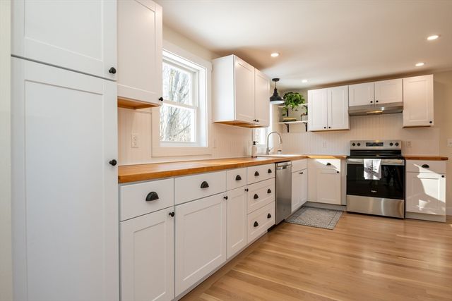 6 Allen Road, Peabody, MA 01960