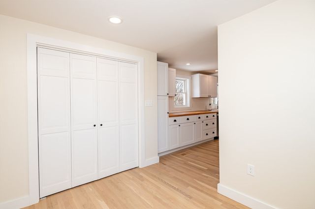 6 Allen Road, Peabody, MA 01960