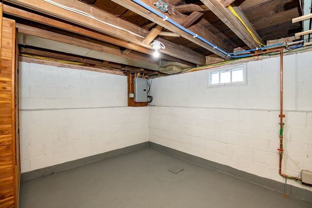 6 Allen Road, Peabody, MA 01960