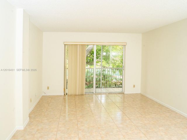 1100 NW 87th Ave 308, Coral Springs, FL 33071