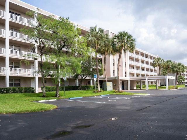 1100 NW 87th Ave 308, Coral Springs, FL 33071
