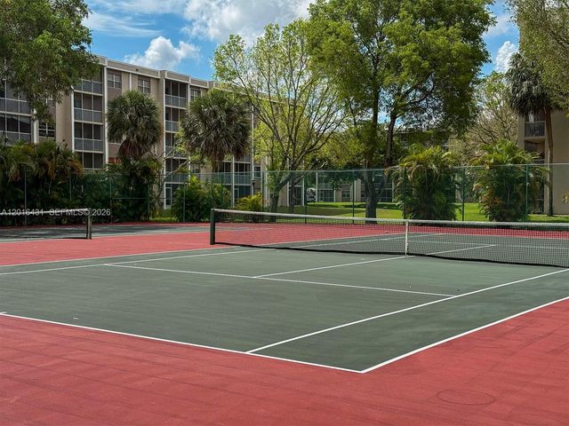1100 NW 87th Ave 308, Coral Springs, FL 33071
