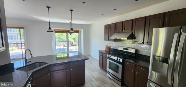 20392 ASHCROFT TER, Sterling, VA 20165