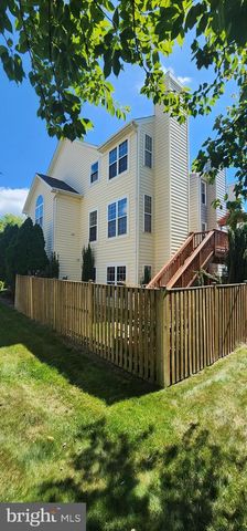 20392 ASHCROFT TER, Sterling, VA 20165