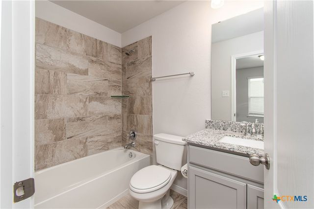 736 Jersey Court, Troy, TX 76579