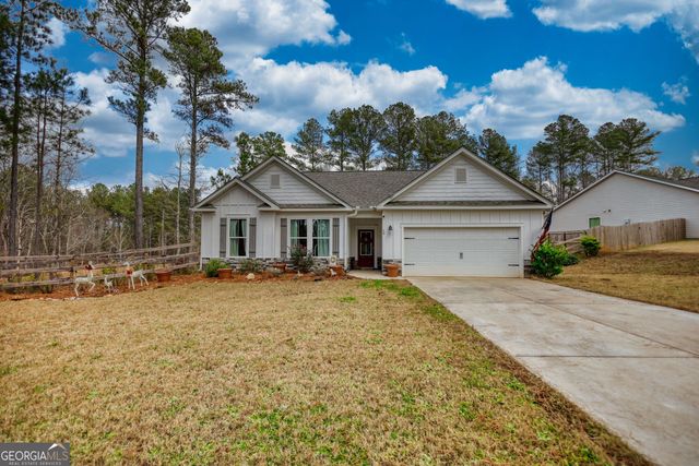 29 Woodpecker Point, Danielsville, GA 30633