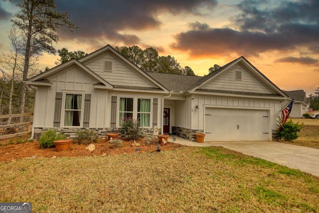 29 Woodpecker Point, Danielsville, GA 30633