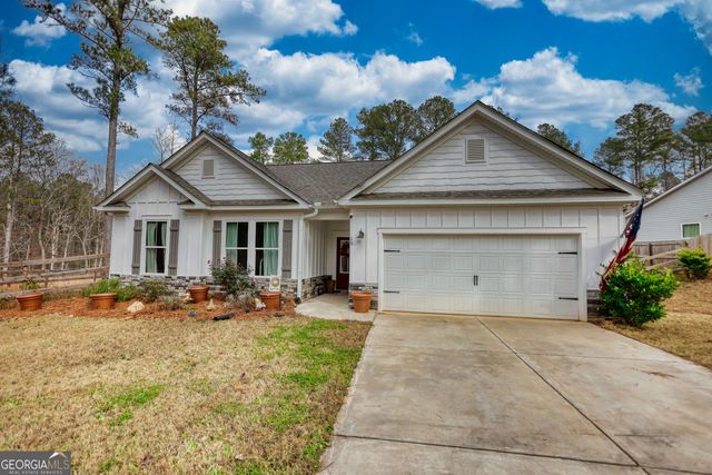 29 Woodpecker Point, Danielsville, GA 30633