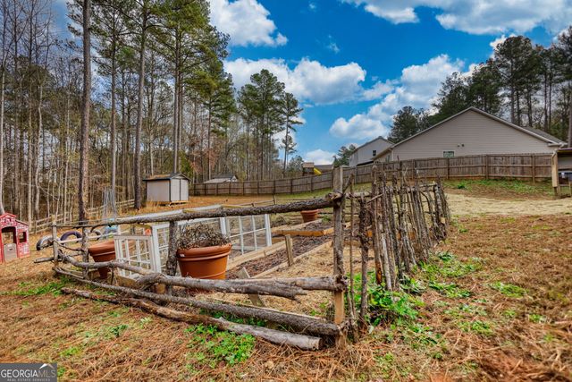 29 Woodpecker Point, Danielsville, GA 30633