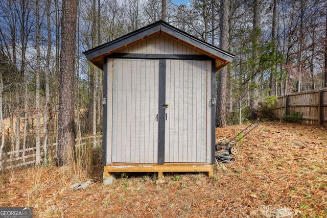 29 Woodpecker Point, Danielsville, GA 30633