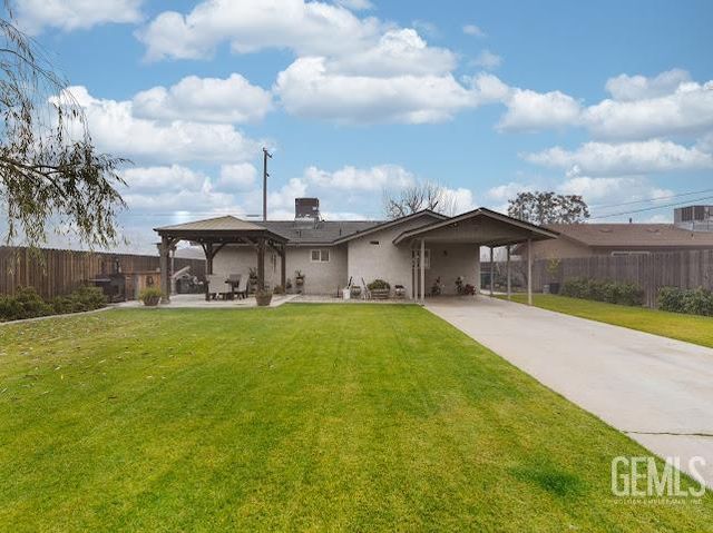355 S Wall Street, Shafter, CA 93263