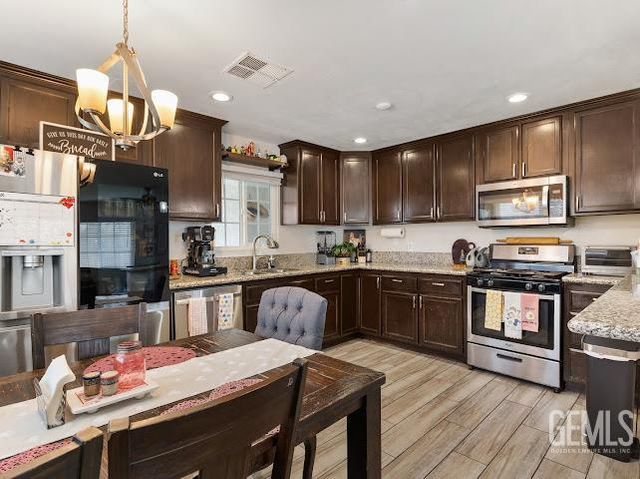 355 S Wall Street, Shafter, CA 93263