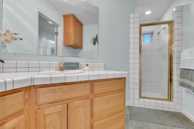 3724 Sweetwater Dr, Rocklin, CA 95677