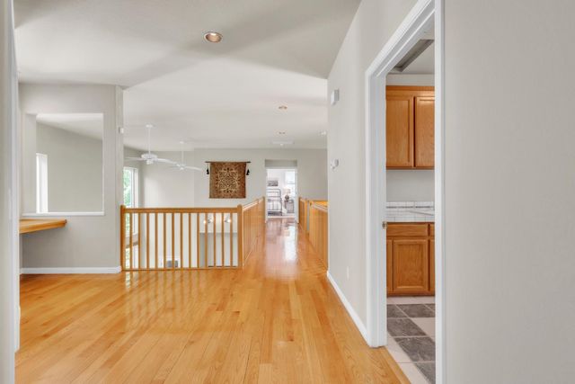 3724 Sweetwater Dr, Rocklin, CA 95677