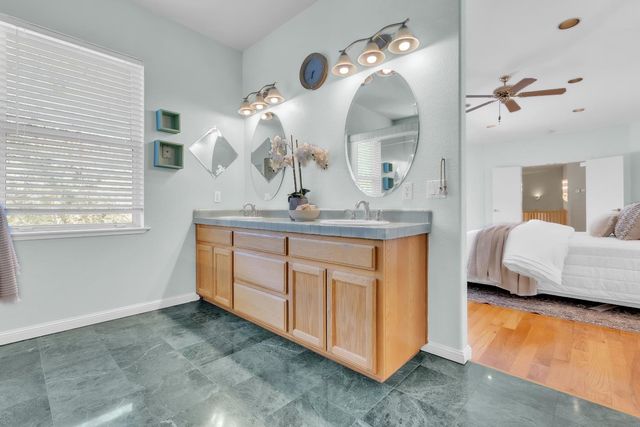 3724 Sweetwater Dr, Rocklin, CA 95677