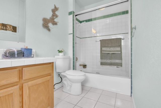 3724 Sweetwater Dr, Rocklin, CA 95677
