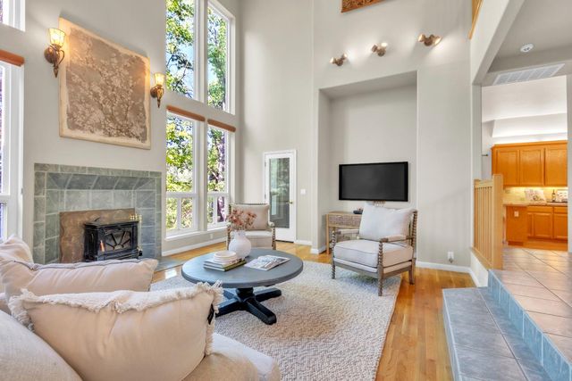 3724 Sweetwater Dr, Rocklin, CA 95677