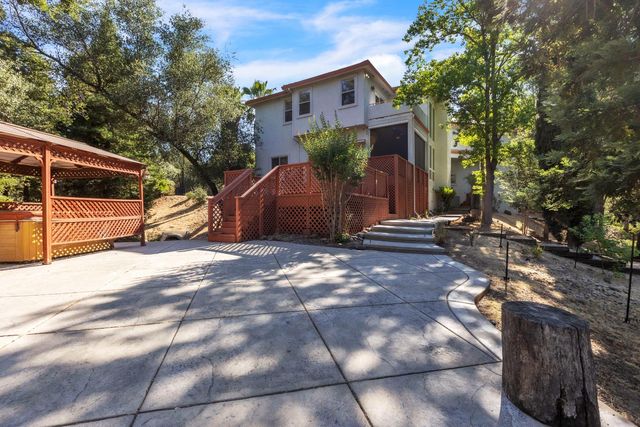 3724 Sweetwater Dr, Rocklin, CA 95677