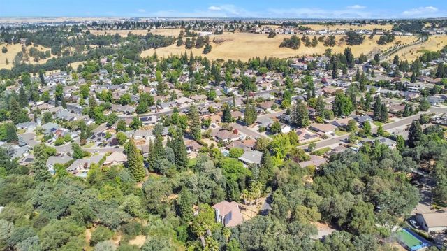 3724 Sweetwater Dr, Rocklin, CA 95677