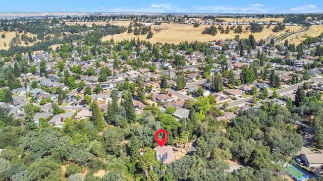 3724 Sweetwater Dr, Rocklin, CA 95677